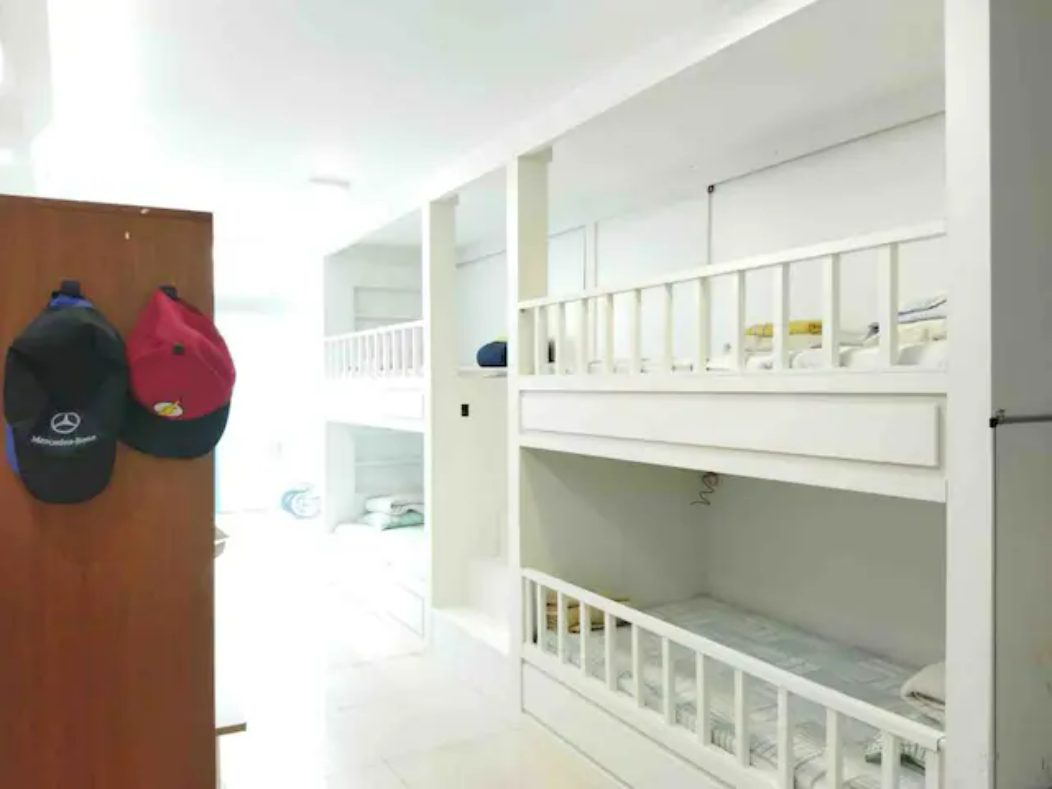 Quarto com beliches