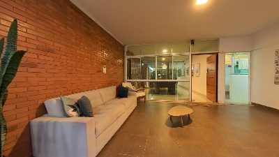 Lounge da entrada — Casa Modernista